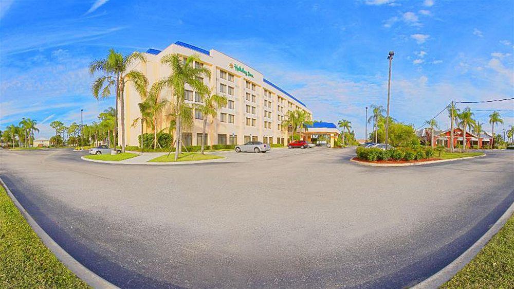 Holiday Inn Port St. Lucie By Ihg Bagian luar foto