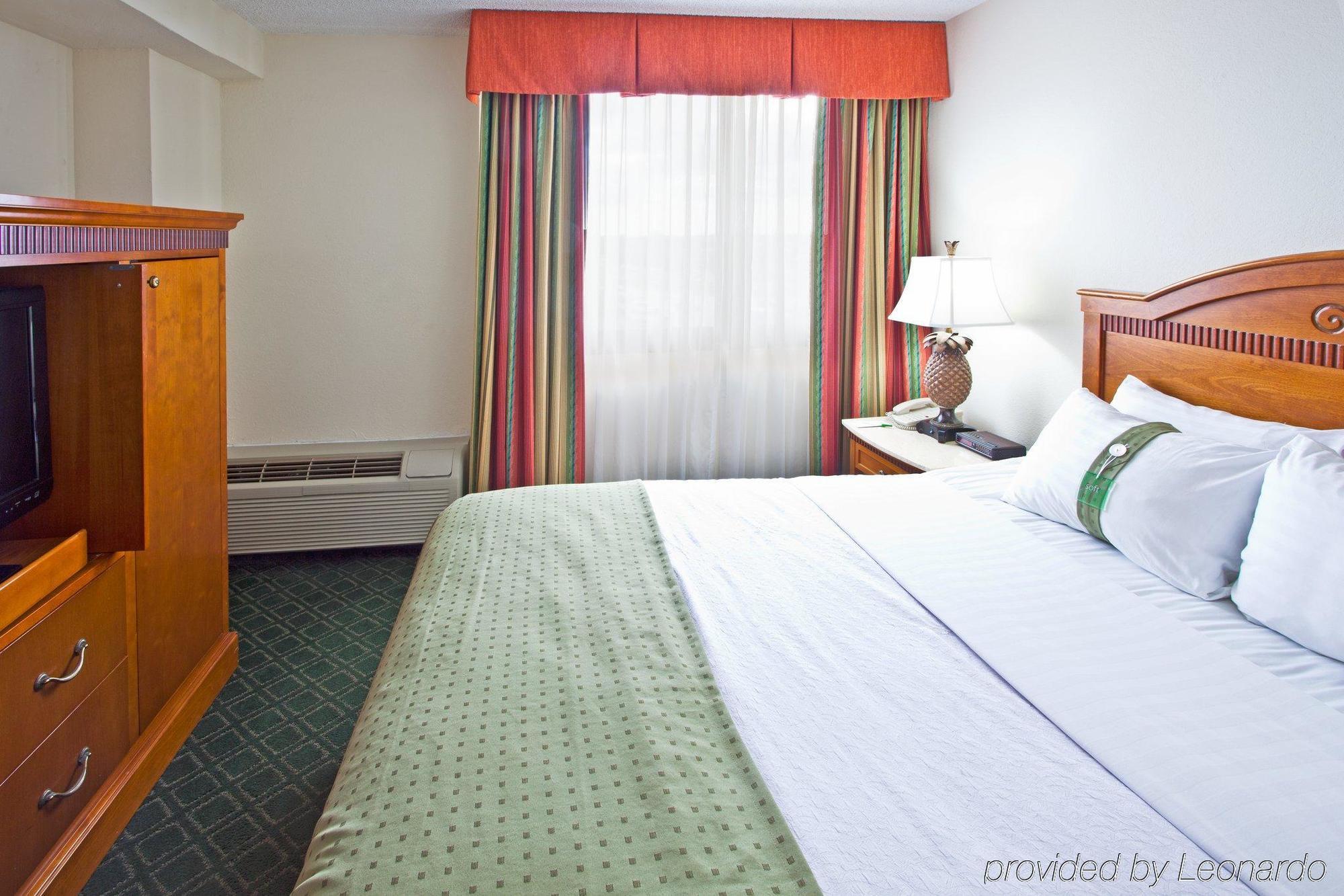 Holiday Inn Port St. Lucie By Ihg Ruang foto